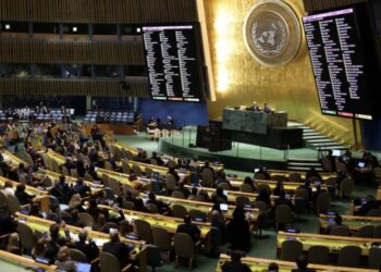 Emendas parlamentares chegam ao exterior e pagam até ONU e psicólogos nos EUA