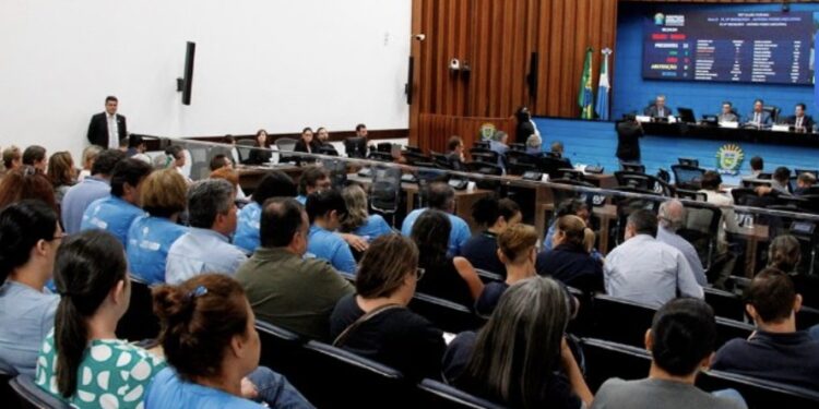 Deputados votarão em quatro projetos de lei depois do feriado prolongado