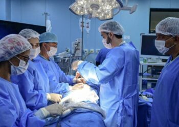 IgesDF abre vagas para profissionais da saúde com salário de até R$ 17 mil