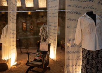 Aclamada no SPFW, exposição gratuita sobre Cora Coralina chega a Brasília