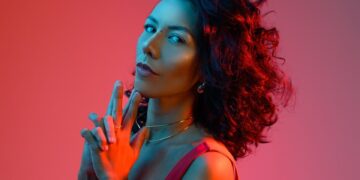 Lari Barbalho é a nova capa da semana do NextPop