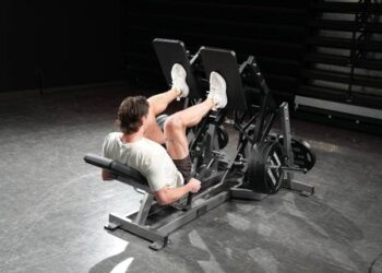 Treino de pernas unilateral? Especialista explica o porquê é mais eficiente