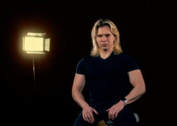 POWER METAL COM TOQUE HISTÓRICO: GUILHERME HIROSE LANÇA SINGLE SOLO “A NEW EMPIRE”