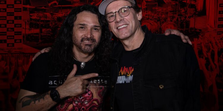 Aquiles Priester e Thomas Lang lançam documentário “Too Close – Perto Demais” no Centro Cultural Olido