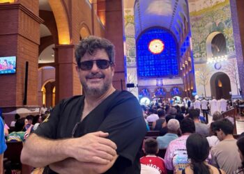 O Herói das Agulhas no Caminho de Fé: Rogger Florêncio e Seu Milagre na Estrada para Aparecida