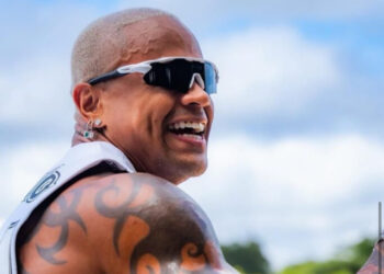 Léo Santana reúne mais de 1,1 milhão de foliões com o bloco “Vem com o Gigante” no Carnaval de Rua de São Paulo