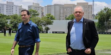 Marcelo Paz, Osmar Stábile ou algum “palpiteiro”; afinal, quem decide o futuro dos jogadores Corinthians?
