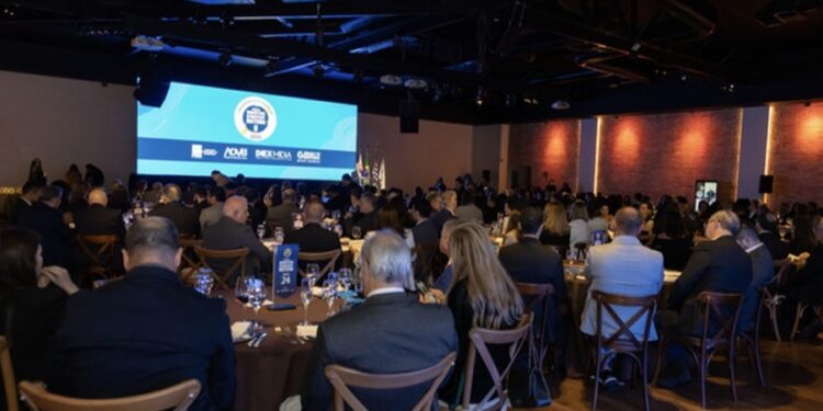 Setor de materiais de construção acelera profissionalização do marketing e registra recorde de cases inscritos em premiação nacional