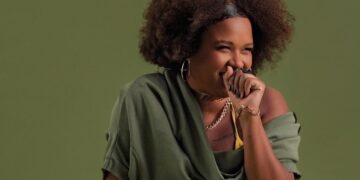 MC Luanna lança a mixtape “IRREFREÁVEL”