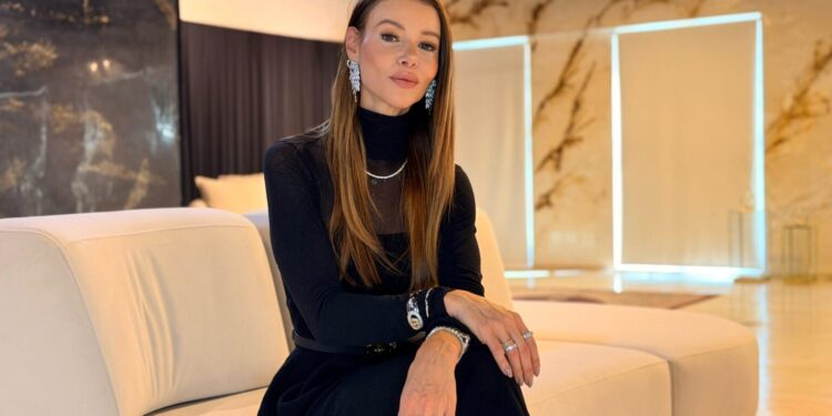 Andréia Mott Lança Livro E Anuncia A ‘Jornada Inabalável’ Para A Elite Feminina Em Junho