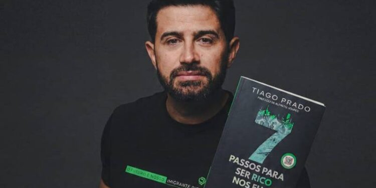 Tiago Prado também vai lançar seu livro em Belo Horizonte e Goiânia