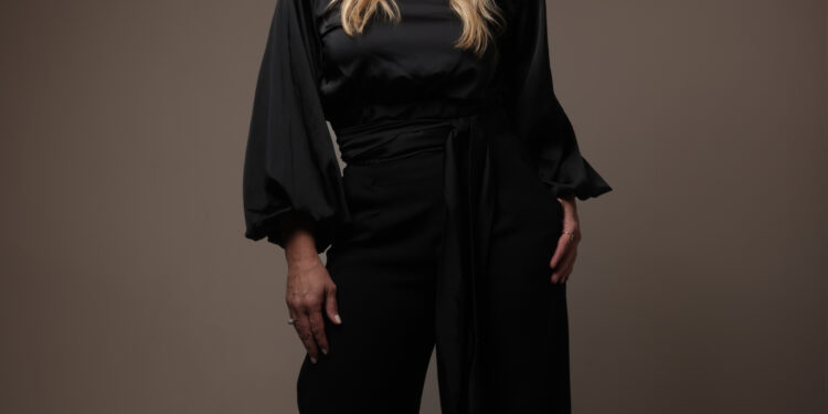 NICOLE MARTINS, FUNDADORA MLF