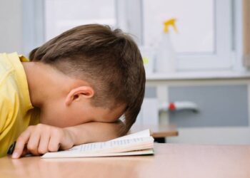 Seu filho não é preguiçoso: o que pode estar por trás da dificuldade nos estudos