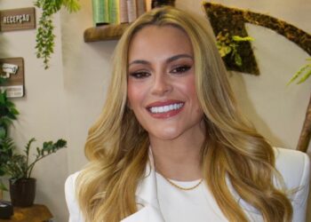 A Necessidade Como Modelo De Negócio: Como Laiane Granieri Transformou Uma Dor Pessoal Em Um Ecossistema De Sucesso