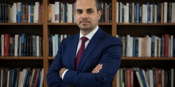 Bruno Favarelli defende que a comunicação visual profissional deve ser uma aliada de outras estratégias para o fortalecimento de pequenos e médios negócios.