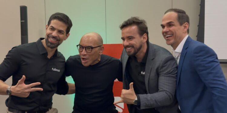 Rafael Cunha, Pereira Amorim, Leo Rosa e Will Galheira passaram seus conhecimentos em evento do hub de conexão FULLIMOB.