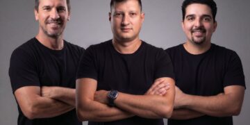 Darlan Lueders, Fernando Negrini e Hugo Dias, da Grand Thera, criaram o Decision-Grade AI, que ajuda empresas a tomarem decisões críticas.