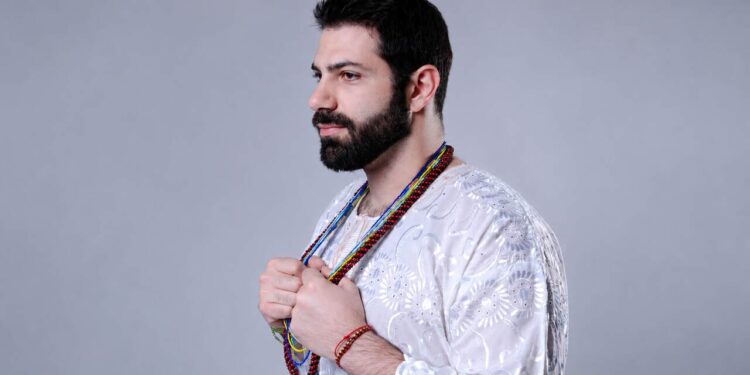 Sacerdote Ranier Gulusian se destaca como uma das referências da Quimbanda no Brasil