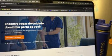 Sistema ECuid App - Vagas para Cuidadores de Idosos é um ecossistema B2B que oferece tecnologia, formação e certificação para empresas.