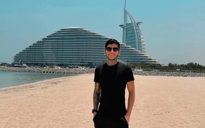 Byel durante passagem por Dubai, nos Emirados Árabes Unidos, onde acompanhou de perto iniciativas ligadas à tecnologia, inovação e inteligência artificial.