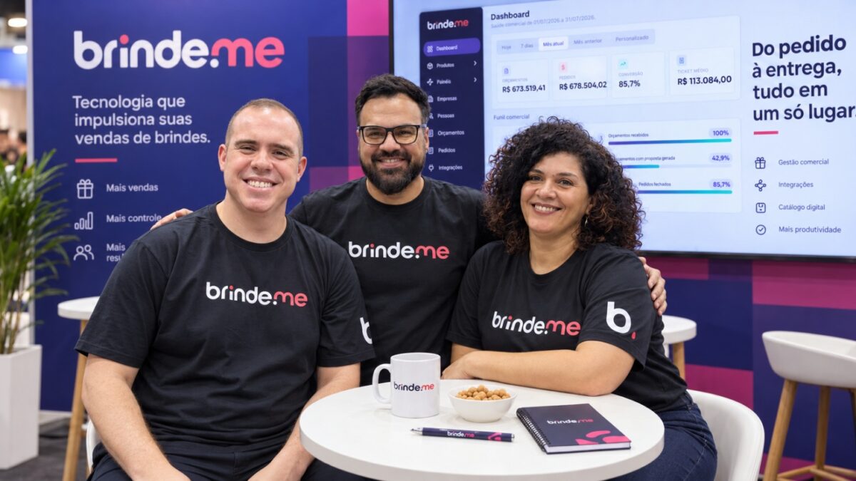 Da esquerda para a direita, Lucas, Robson e Kátia, cofundadores da Brinde.me.