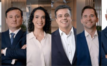 Sócios do CAR | HFW (Costa & Rocha Advogados em cooperação com HFW). Da esquerda para direita: Geoffrey Conlin, Eduardo Penna, Dinir Rocha, Mariana Somensi, Julio Costa, Danilo Machado, Bernardo de Senna, Marcelo Belluci.
